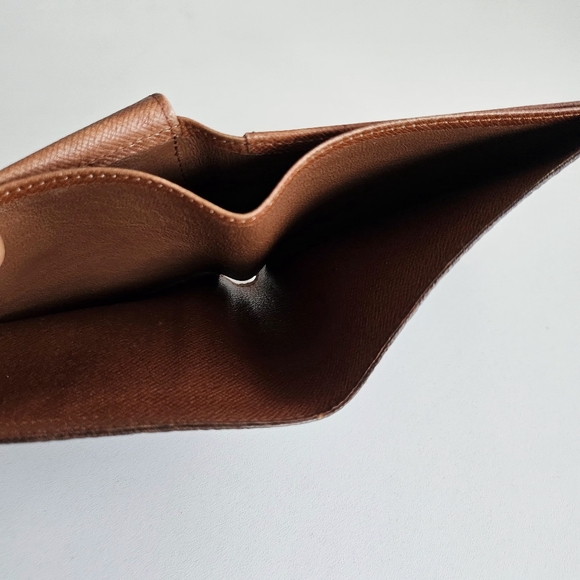 Louis Vuitton Vintage Monogram Mens Multiple Wallet - Picture 9 of 12